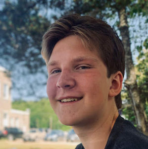 Meet your Posher, Ethan